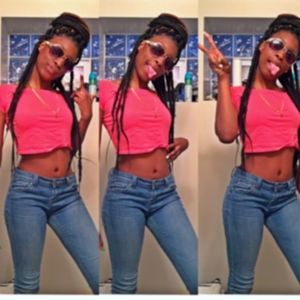 Meet your Posher, Ñėsháá