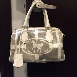 Vintage Fendi mini hand purse