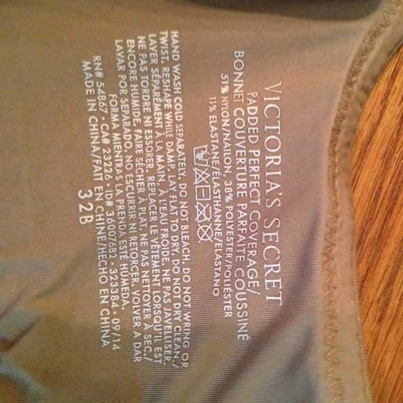 Padded perfect coverage Victoria's Secret bra - Picture 3 of 3