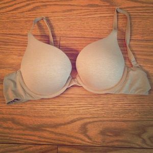 Padded perfect coverage Victoria's Secret bra