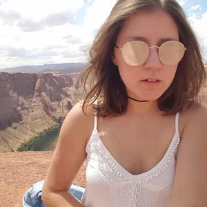 Meet your Posher, Isadora