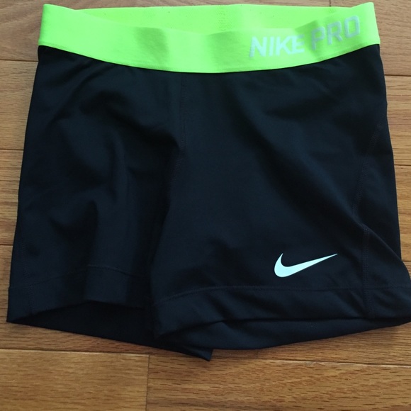Nike Pro Dri-Fit Spandex Shorts - Picture 2 of 4