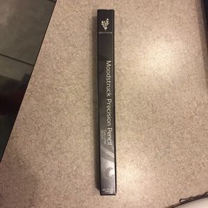 Younique Eye Pencil in color Perfect