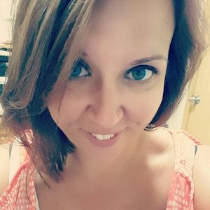 Meet your Posher, Raylyn