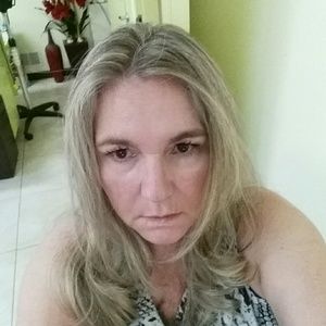 Meet your Posher, Edna