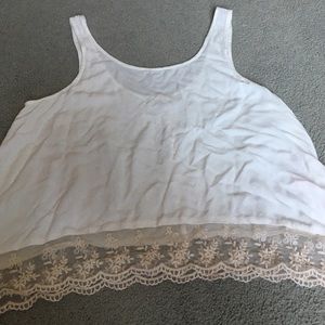 AE Lace tank top