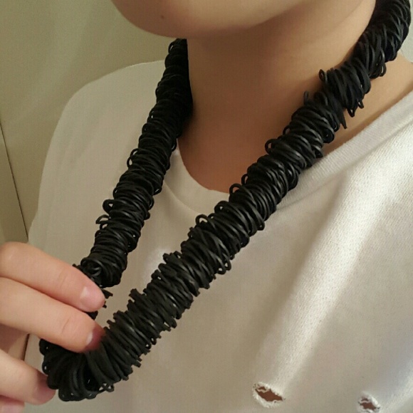 TOPSHOP  NECKLACE - Picture 4 of 4