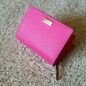 🎉1 HOUR SALE 🎉NWT Kate Spade Wallet