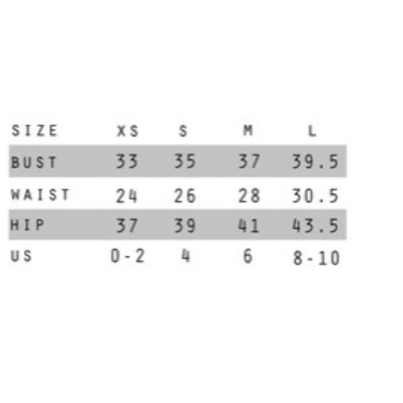 Carmine Off the Shoulder Top - Picture 4 of 5