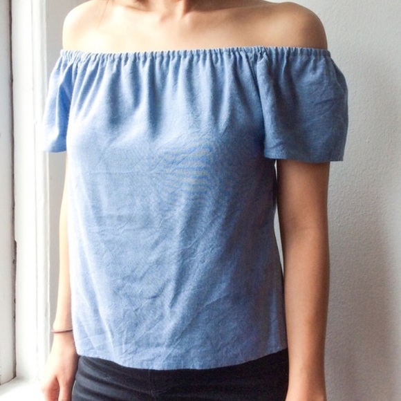 Carmine Off the Shoulder Top - Picture 2 of 5