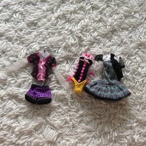 Monster High clothes bundle
