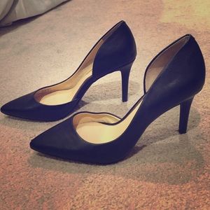 Jessica Simpson Lacewell black matte heels