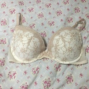 Vs bra 36c like new