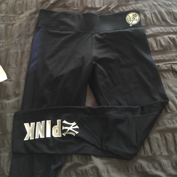 Victoria's Secret PINK Ultimate Yoga Leggings