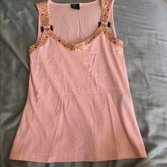 Pink tank top
