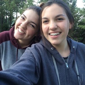 Meet your Posher, Macie