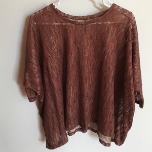 RUST QUARTER SLEEVED TOP