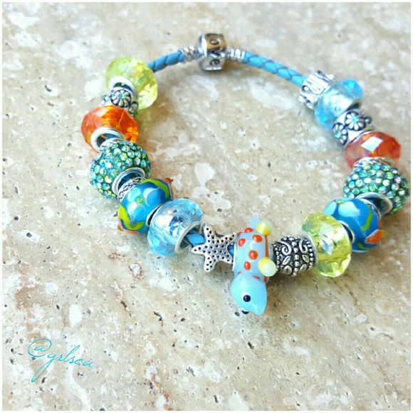 Turtle beach, island life leather charm bracelet - Picture 2 of 3