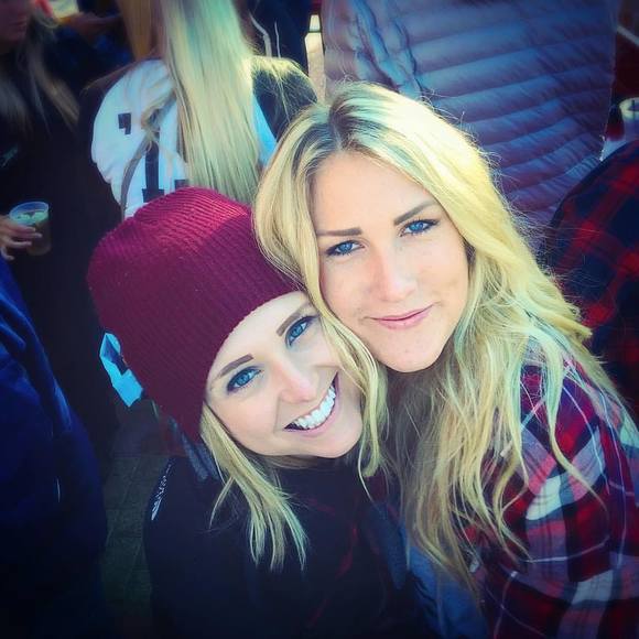 Meet your Posher, Laura - Picture 1 of 1