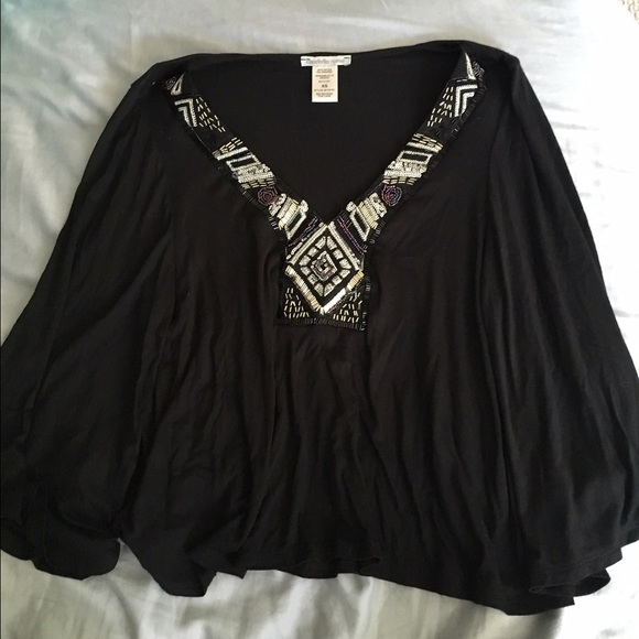 Black flowy top