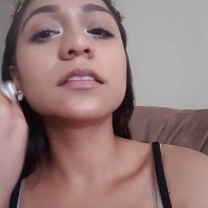 Meet your Posher, Carolina