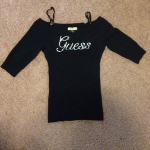 ☀️Cute Guess sweater with cut-out shoulder sleeves