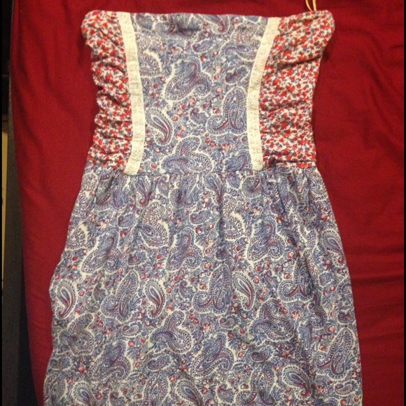 Paisley & flower strapless dress