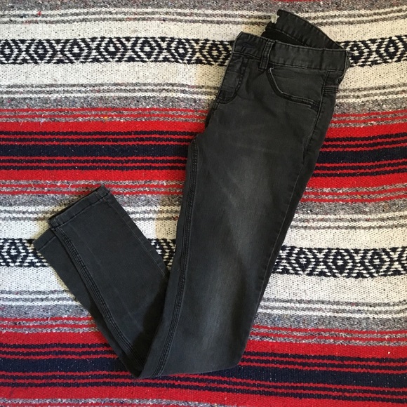FREE PEOPLE black stretchy skinny jeans size 29