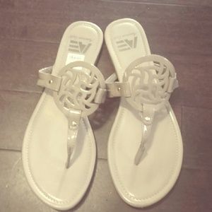 American Eagle Flip Flops