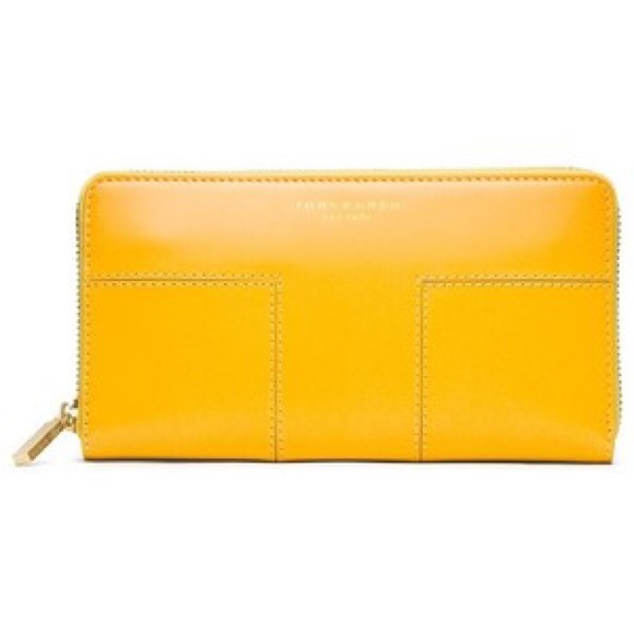 Tory Burch Block-T Zip Continental Wallet - Picture 1 of 4