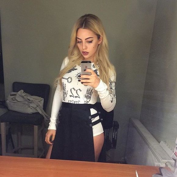 Meet your Posher, Cansu