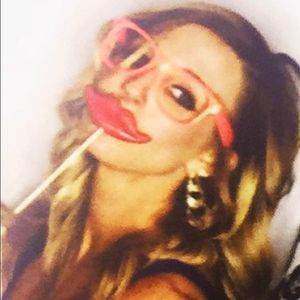 Meet your Posher, Krystal