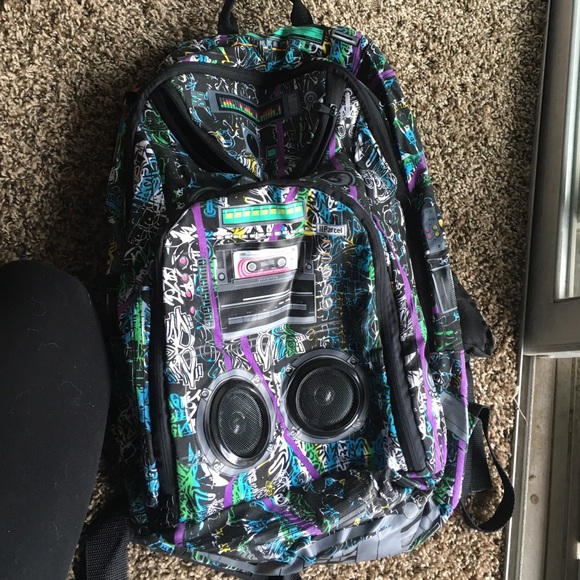 Hot Topic Handbags - Stero back pack!