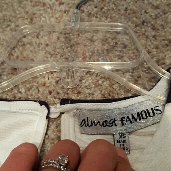 Perfect summer dress for any kind of day - Picture 2 of 2