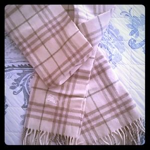 Burberry London tan checkered scarf