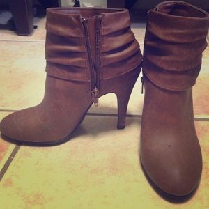 Fioni Booties