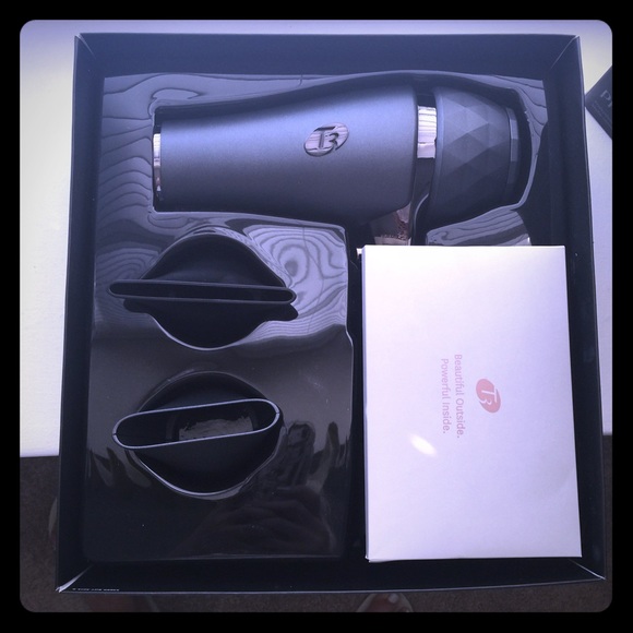 T3 Proi professional dryer