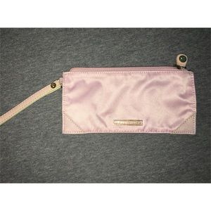 VS wristlet