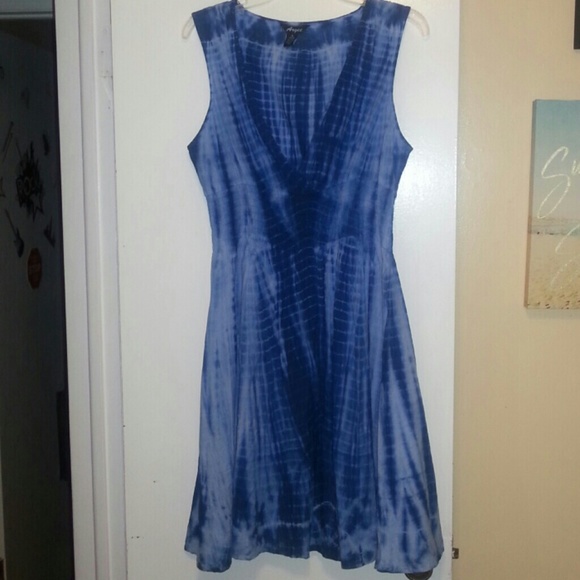 Blue tie-dye dress