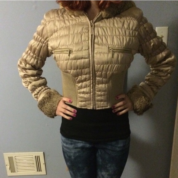 Authentic Bebe Coat w Rabbit fur trim XS, Mocha