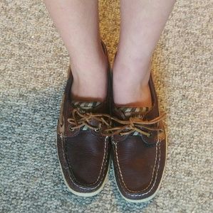 Dark brown leather Sperry's.