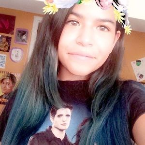 Meet your Posher, Briana