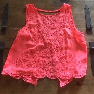Cute summer top!
