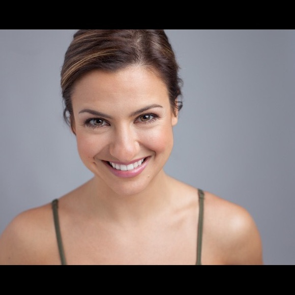 Meet your Posher, Gina