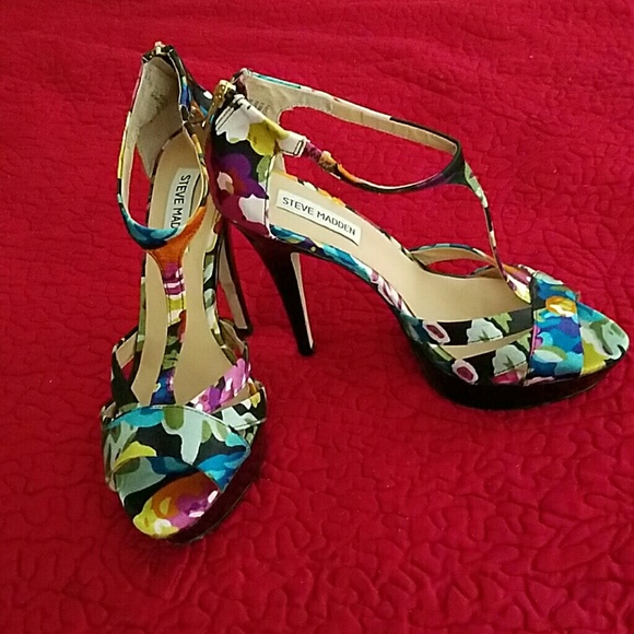 Shoes - Picture 2 of 3