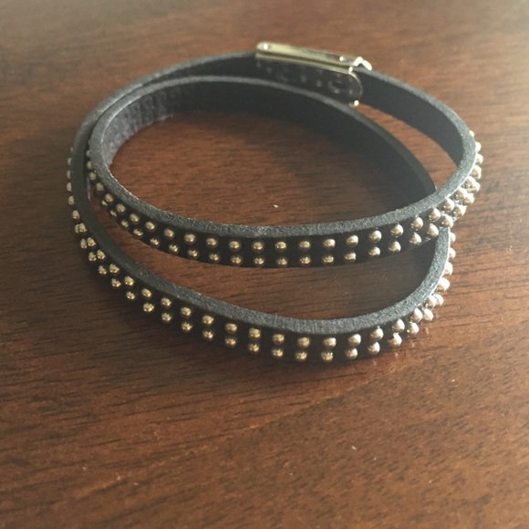 Brown faux leather bracelet