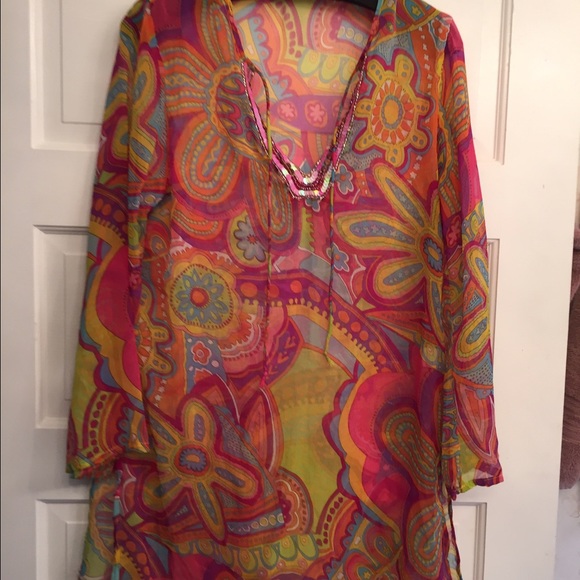 🎉🎉🎉SOLD ON TRADESEY 🎉🎉🎉Beach Cover Up
