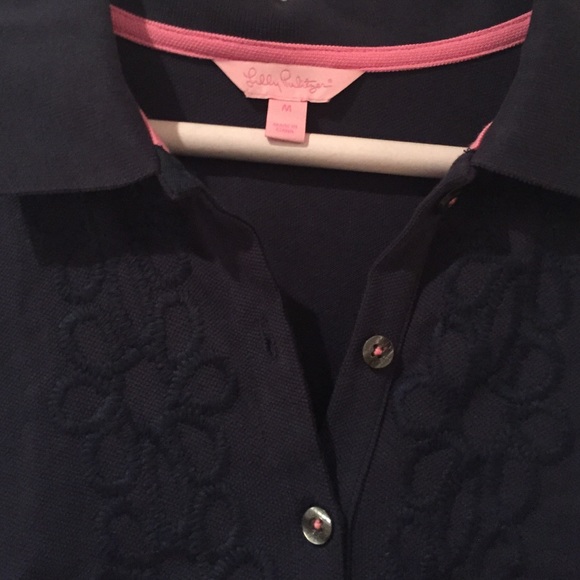 Lilly Pulitzer Womens preppy tee. Size M - Picture 3 of 4
