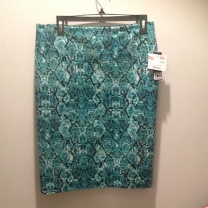 Capri mini skirt