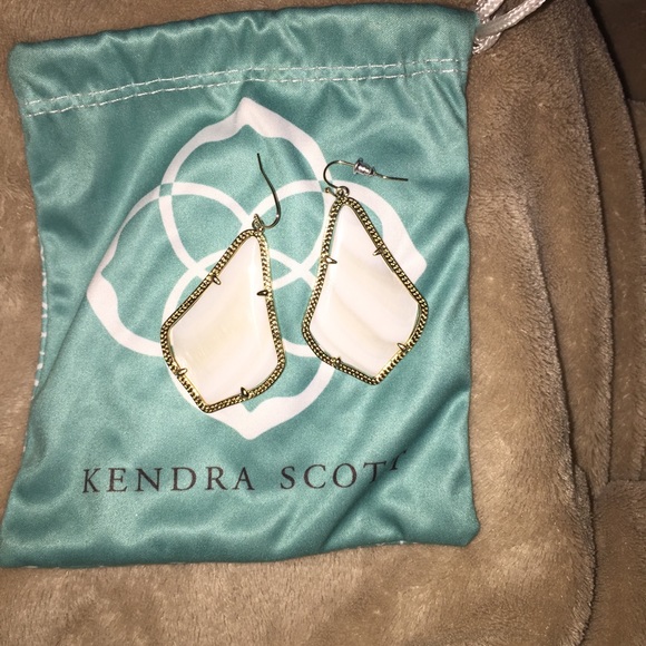 Kendra Scott Earrings- never worn